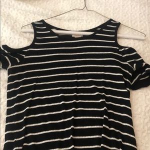 Off the shoulder black and white tank